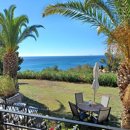 Nerissa Bungalow 2, Two Bedroom House With Sea View Spartia  Zewnętrze zdjęcie